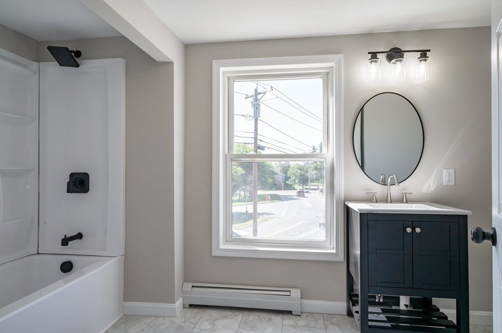 11 Millville St, Salem, NH Photo #7