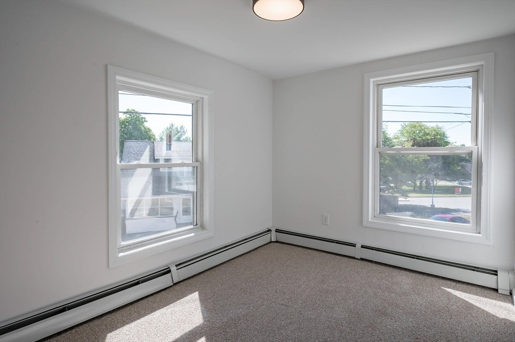 11 Millville St, Salem, NH Photo #25
