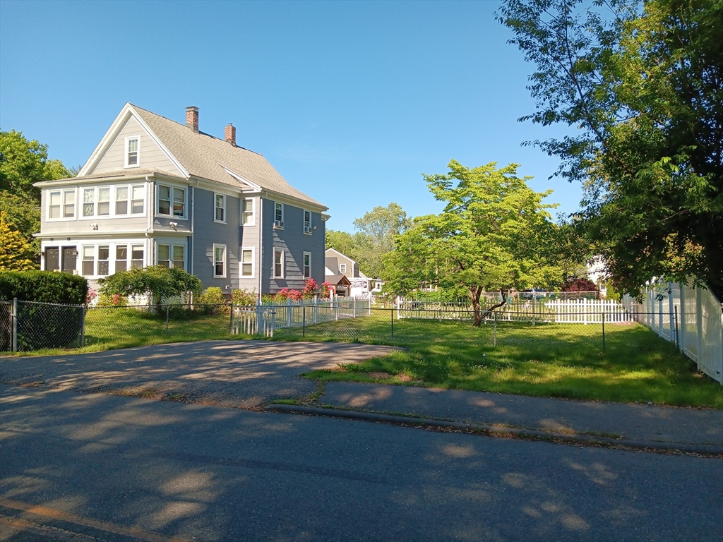 61 Spruce Street 1