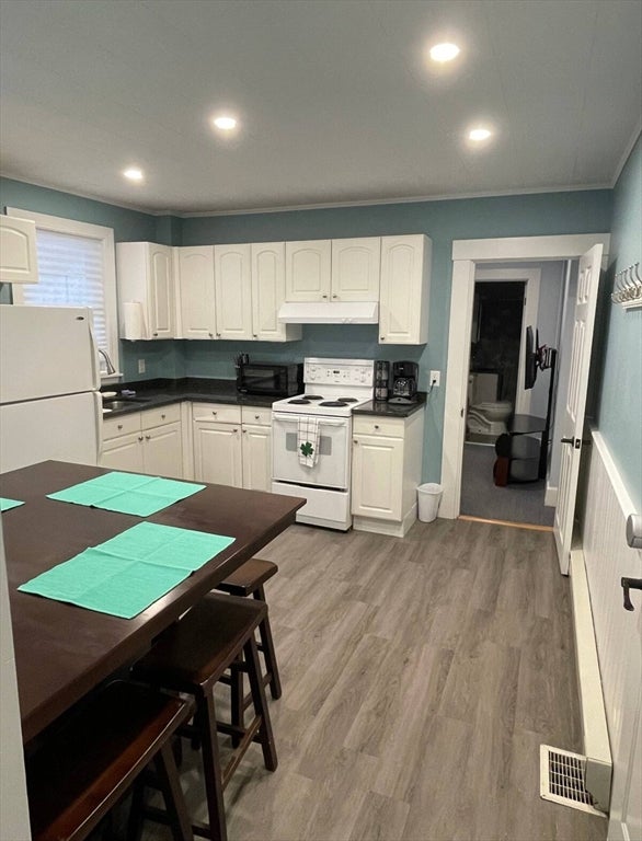 17 Silva Ct #1L, Gloucester, MA, 17 Silva Ct #1L, Gloucester, MA Photo #6