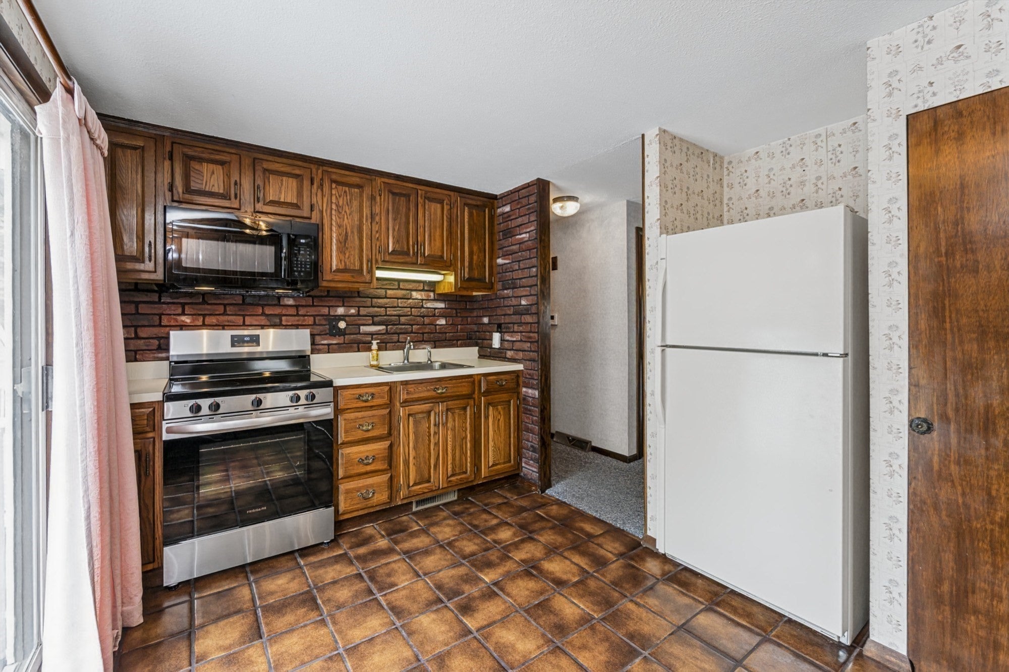33 Nolte Road, Billerica, MA, 33 Nolte Road, Billerica, MA Photo #11