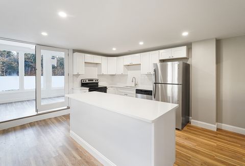 98 Southville 2 Southborough MA 01772