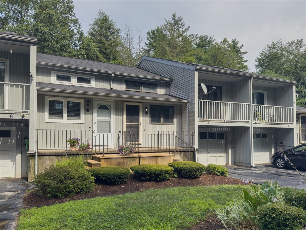4 Toria Heights Rd 4