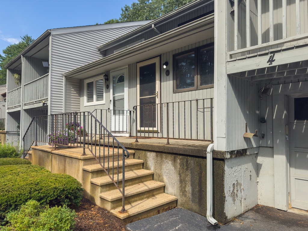 4 Toria Heights Rd 4