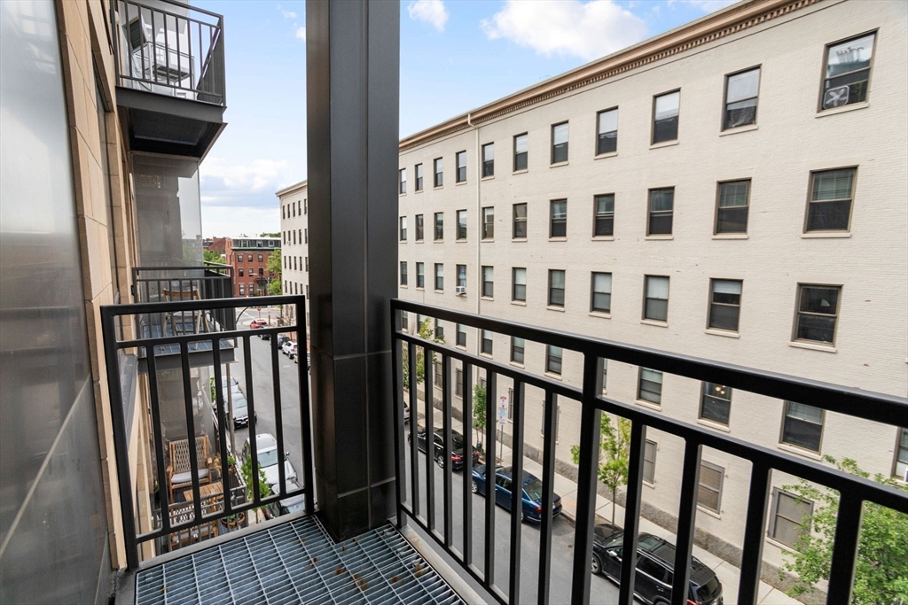 257 Northampton St 409