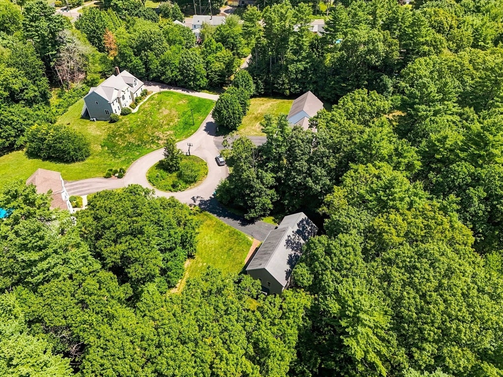 8 Chessman Rd, Mansfield, MA Photo #2