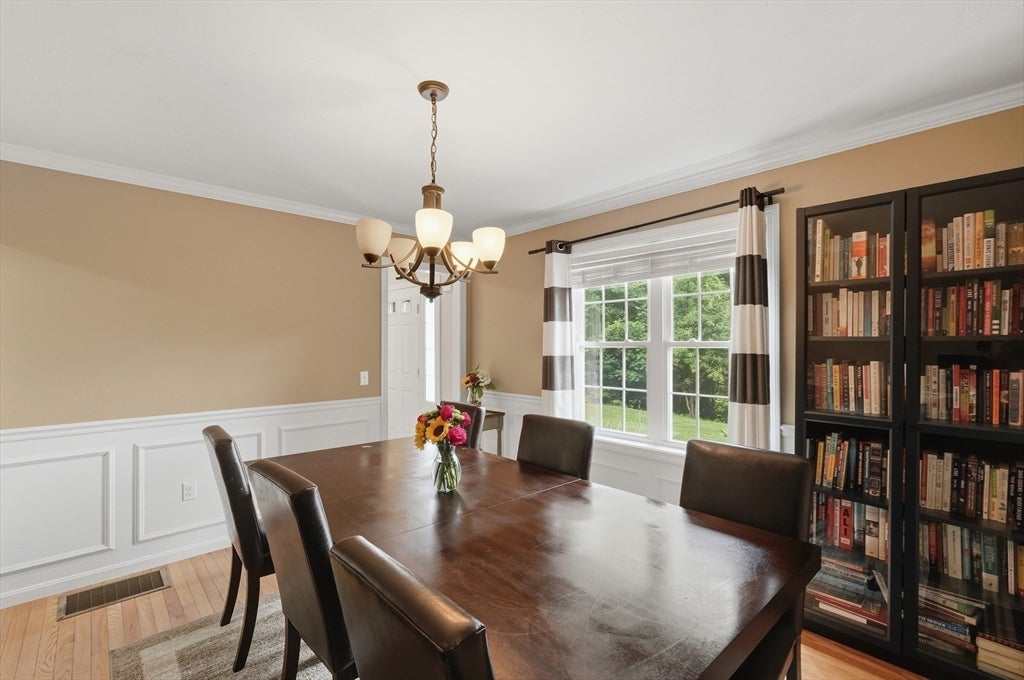8 Chessman Rd, Mansfield, MA Photo #14