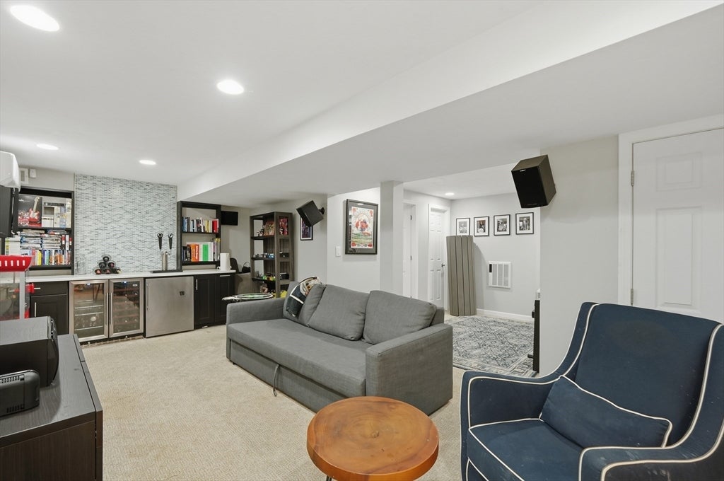 8 Chessman Rd, Mansfield, MA Photo #31