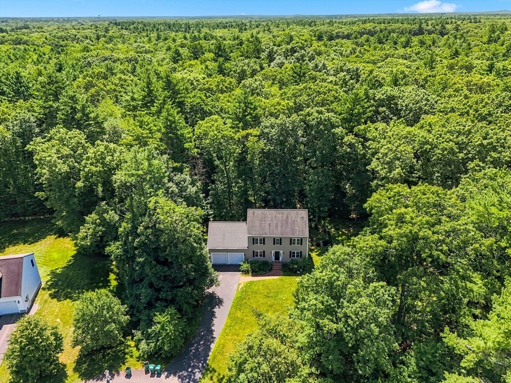 8 Chessman Rd, Mansfield, MA Photo #3