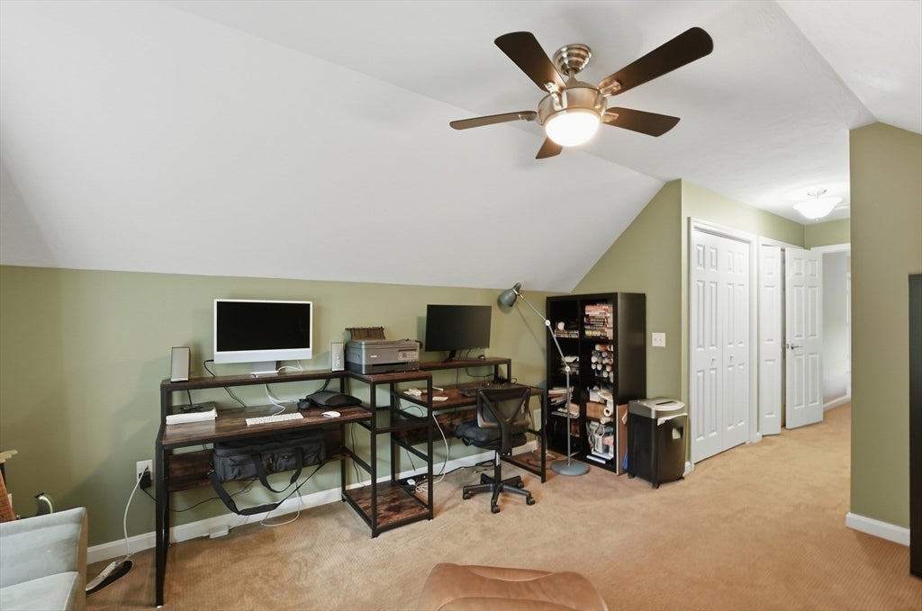 8 Chessman Rd, Mansfield, MA Photo #21