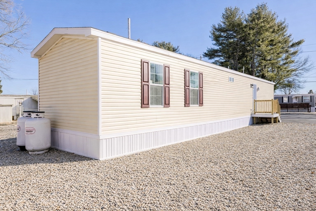 1346 Newport Ave B-21