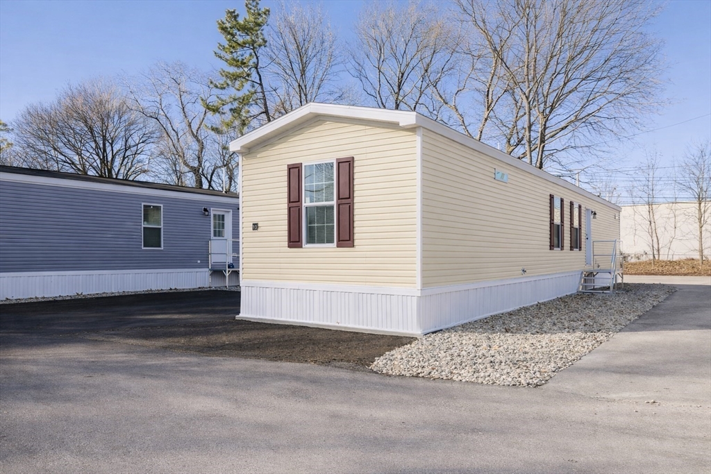 1346 Newport Ave B-21