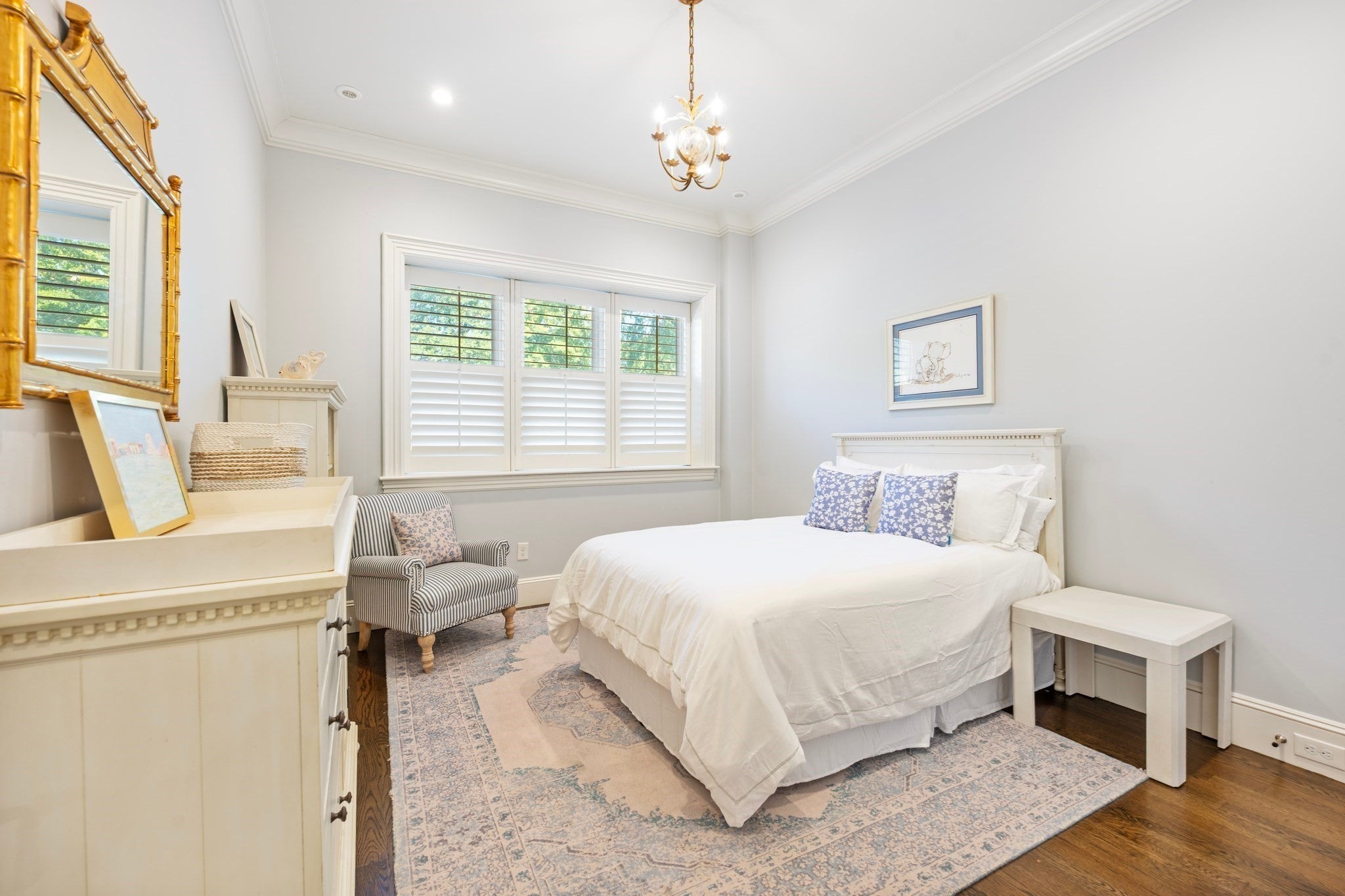 414 Beacon Street Parlor, Boston, MA Photo #14