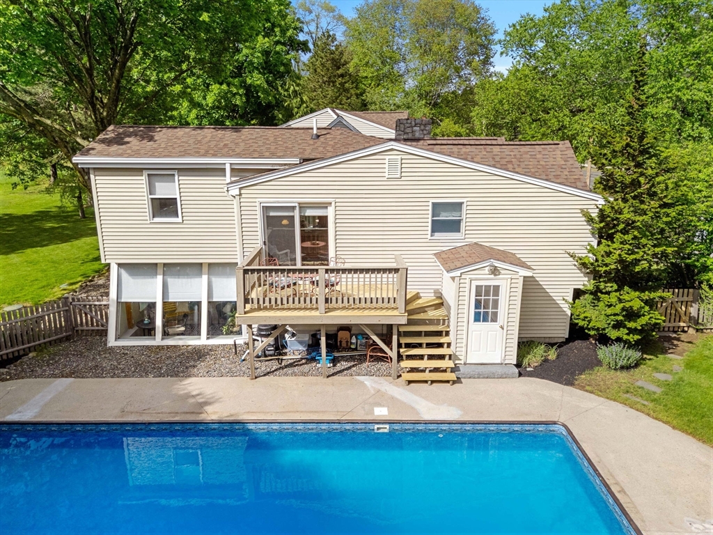81 Lowell Blvd