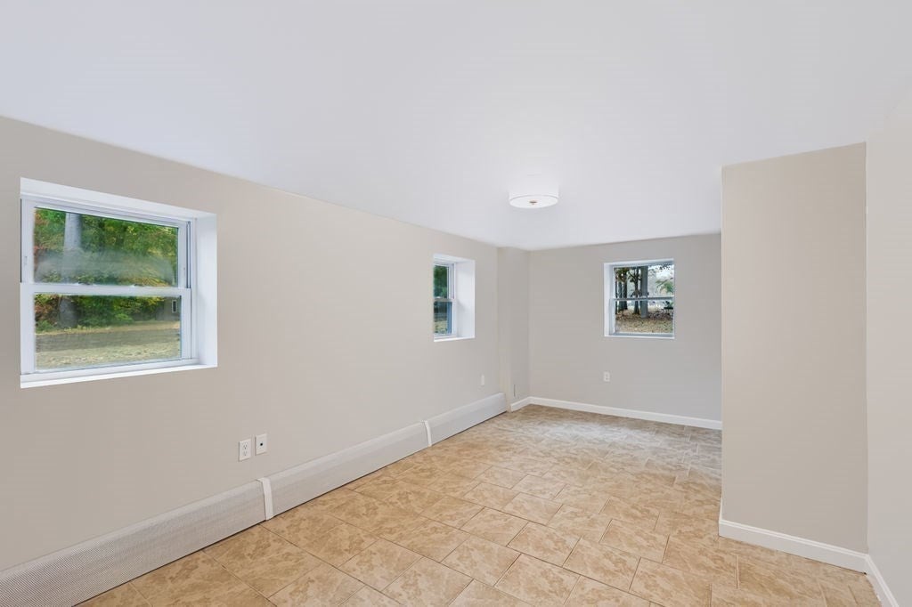 7 Bayberry Lane, Salisbury, MA, 7 Bayberry Lane, Salisbury, MA Photo #33