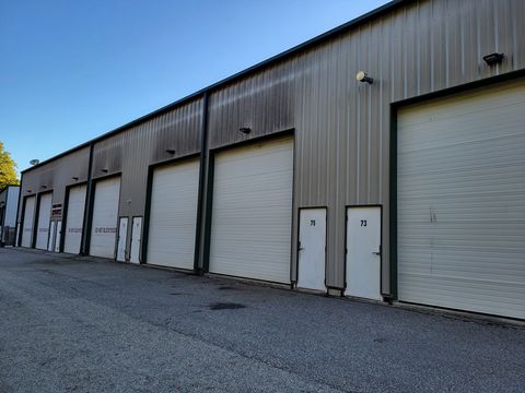 41-97 Court St 77 Northbridge MA 01588