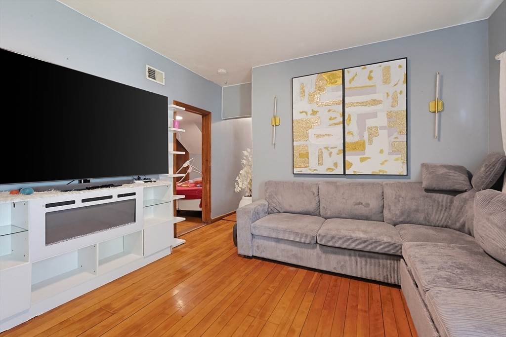 55 Tribou St, Brockton, MA, 55 Tribou St, Brockton, MA Photo #6