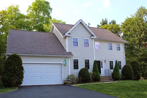 36 Southwood Dr 36 Southborough MA 01772