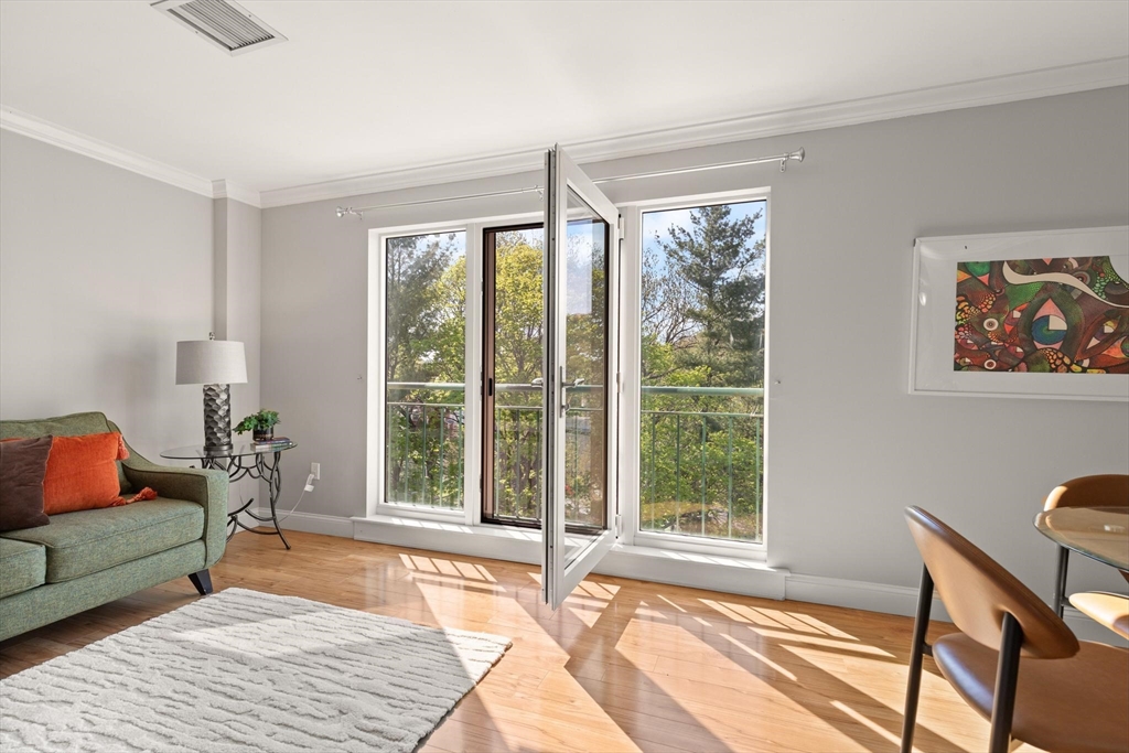 1 Watermill Place 520