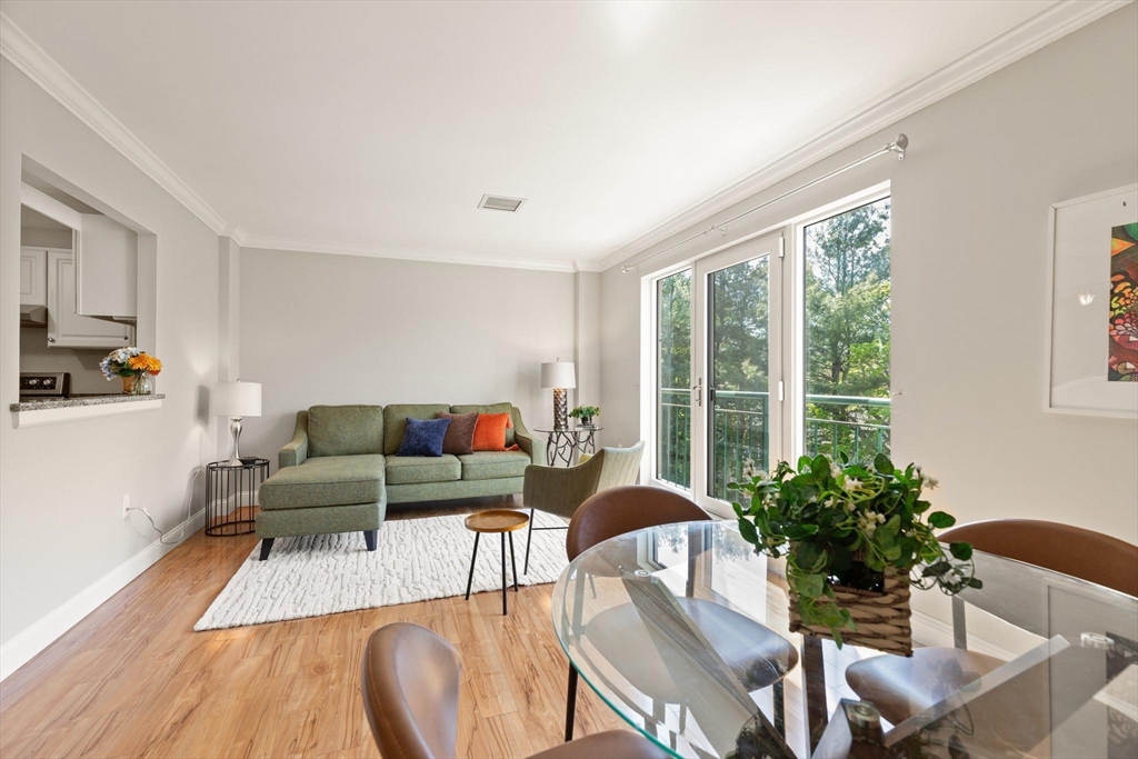 1 Watermill Place 520