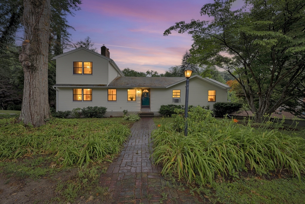 20 Brentwood Dr
