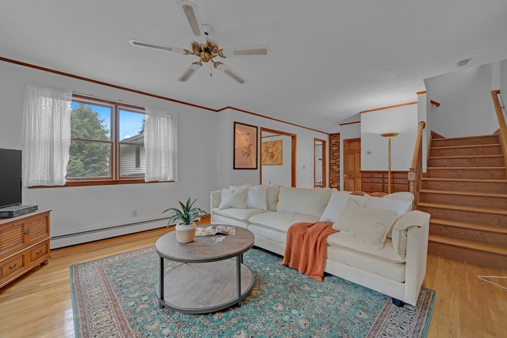 20 Brentwood Dr
