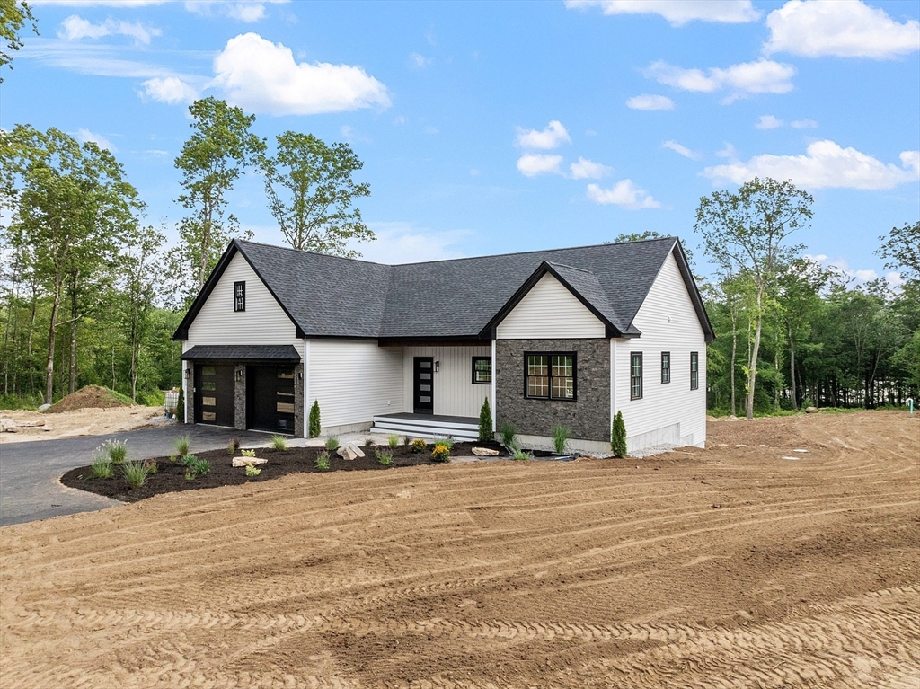315 Athol Rd