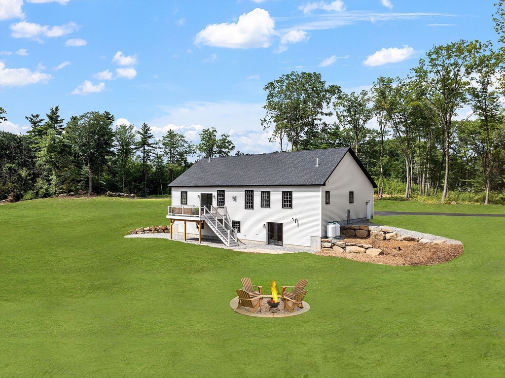 315 Athol Rd