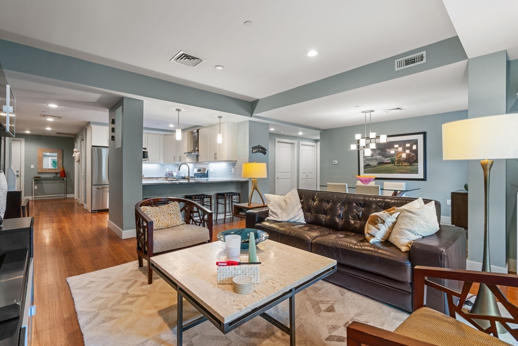 321 Hammond Pond Parkway 201