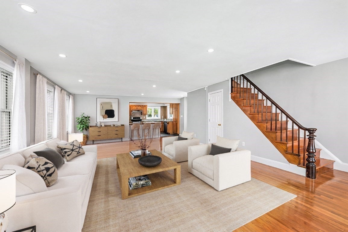 Photo of 19 Richmond St, Boston, MA