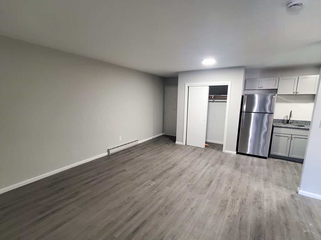 760 Cummins Highway 26