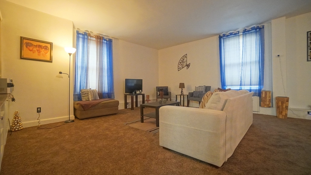 140 Chestnut St #314, Springfield, MA Photo #4