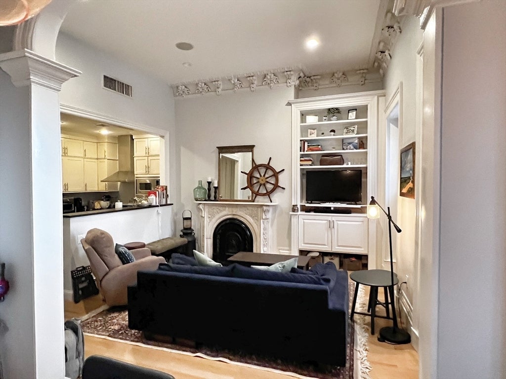 1670 Washington St #2, Boston, MA Photo #1