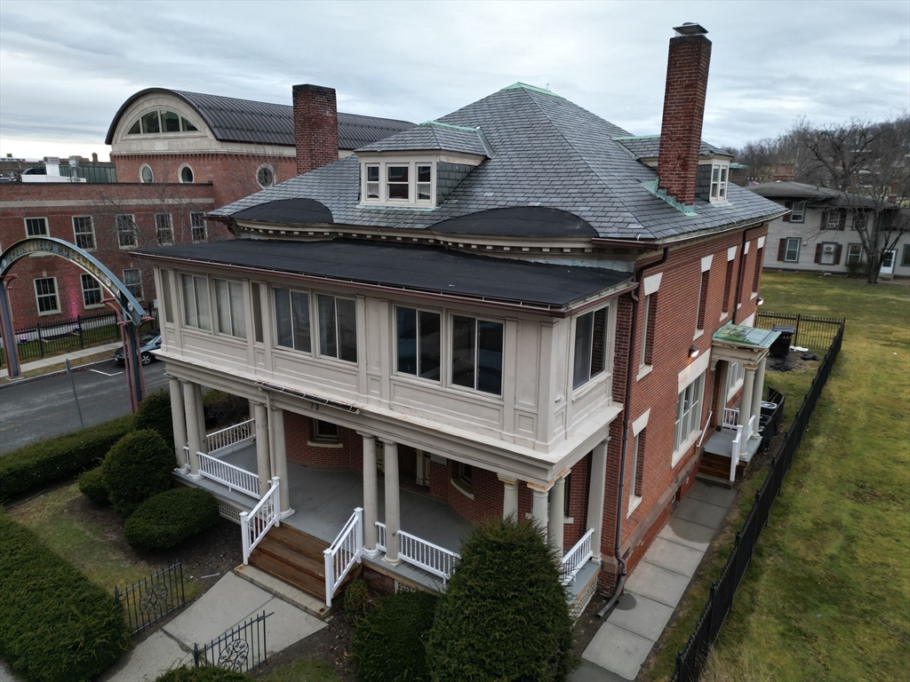 Photo 1 of 23 — 73 Chestnut St 7, Springfield, MA 01103