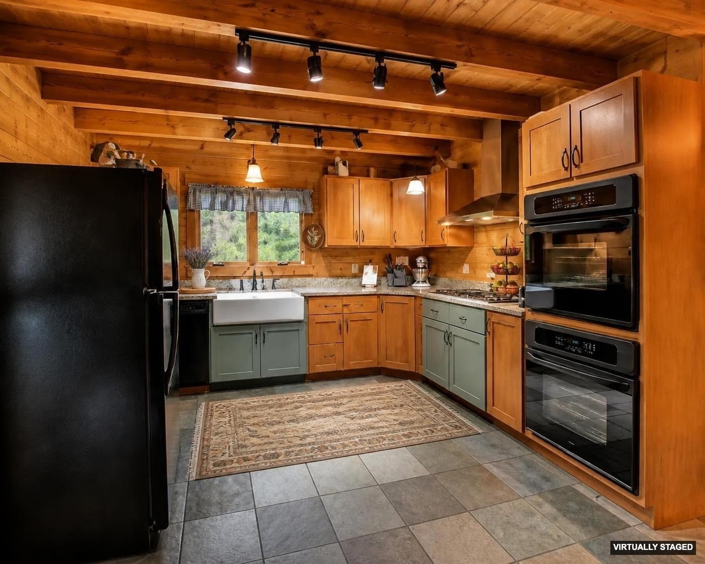 23 Dana Rd
