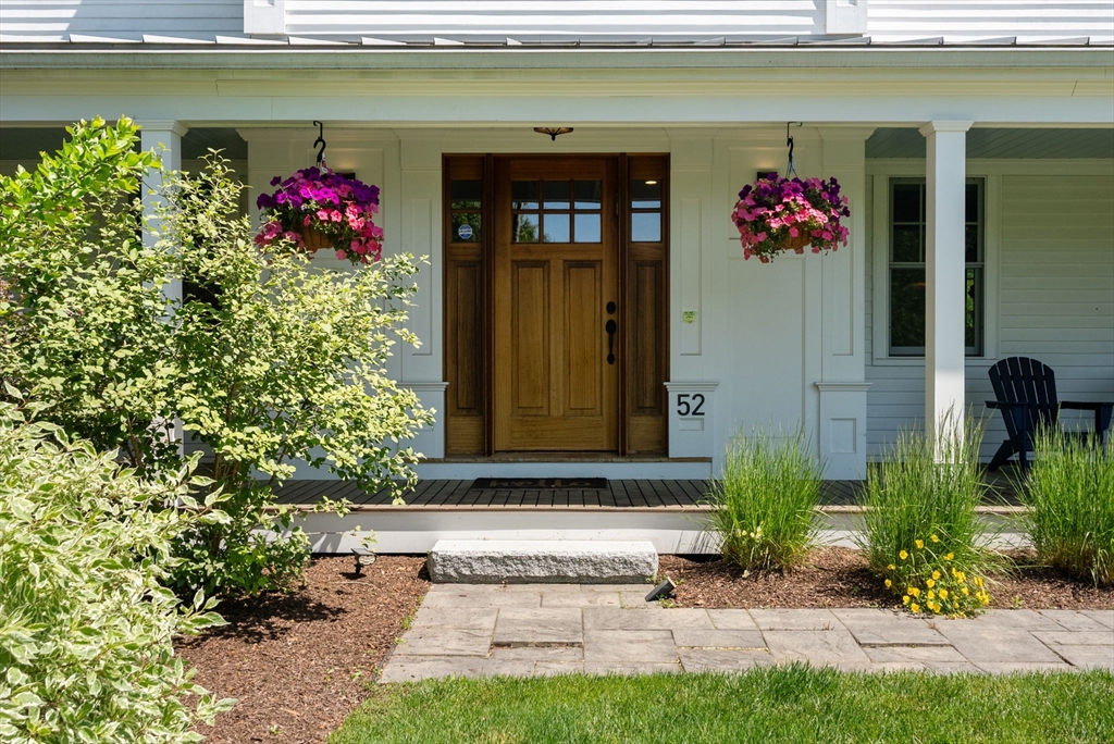52 Goodmans Hill Rd