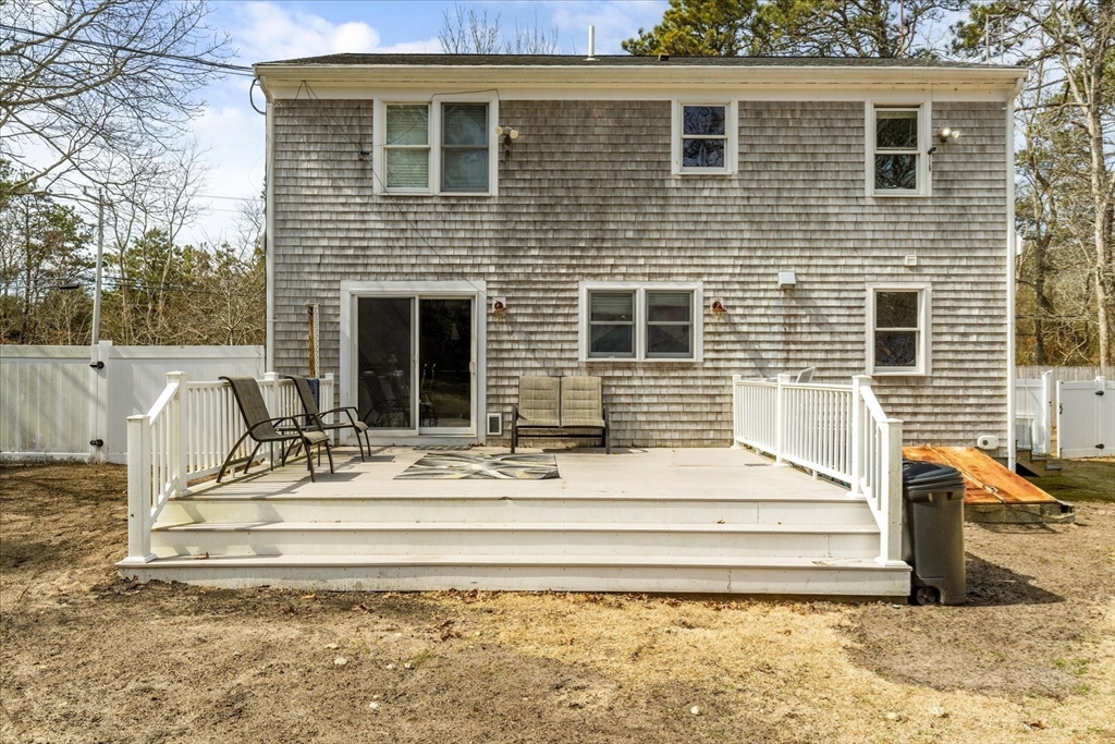 4 Old Colony Way