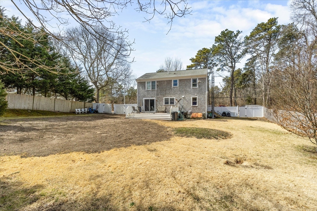 4 Old Colony Way