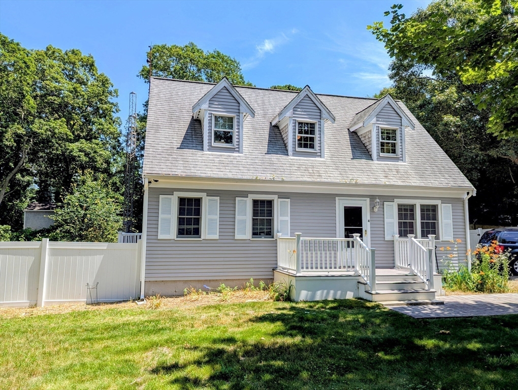4 Old Colony Way