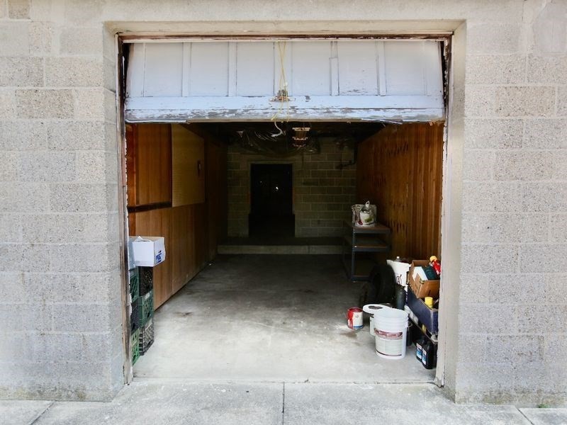73 Crescent Ave.