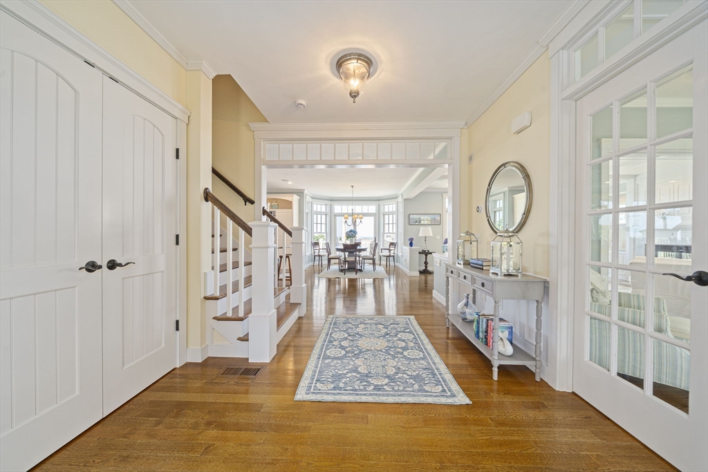 92 Emery Rd