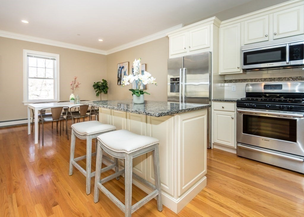 325 Bacon Street #5, Waltham, MA Photo #11