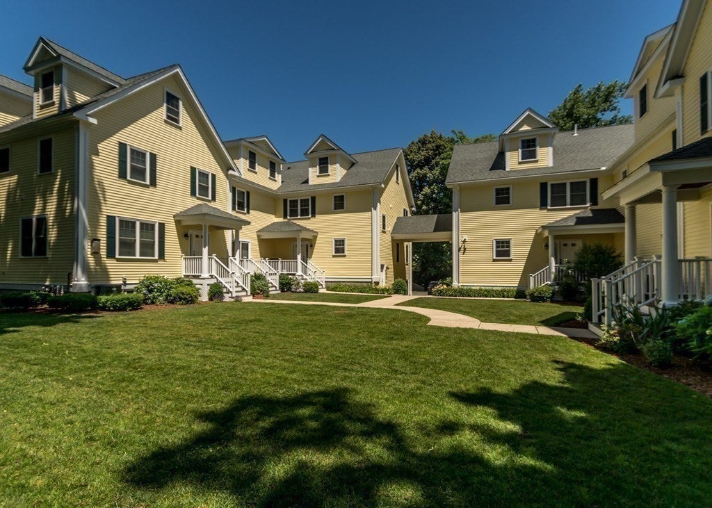 325 Bacon Street #5, Waltham, MA Photo #1