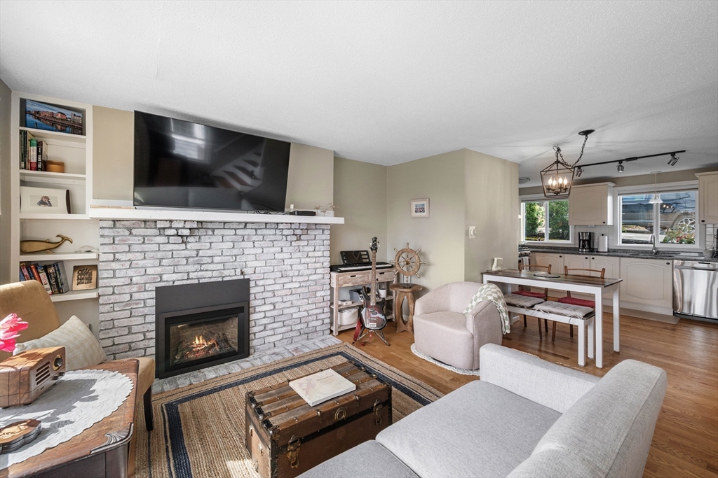 6 Prospect Ct #6, Marblehead, MA Photo #10