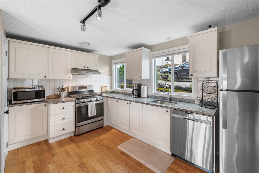 6 Prospect Ct #6, Marblehead, MA Photo #6