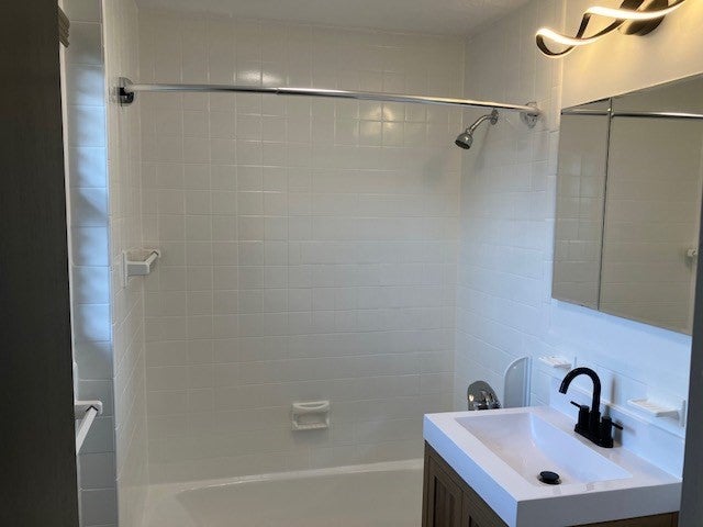 48 Bacon St #9, Waltham, MA Photo #6