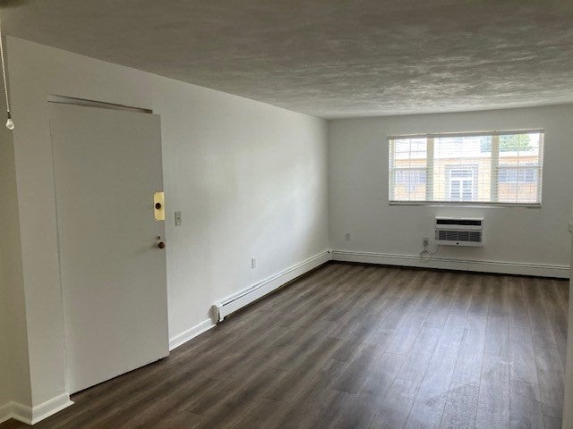 48 Bacon St #9, Waltham, MA Photo #3