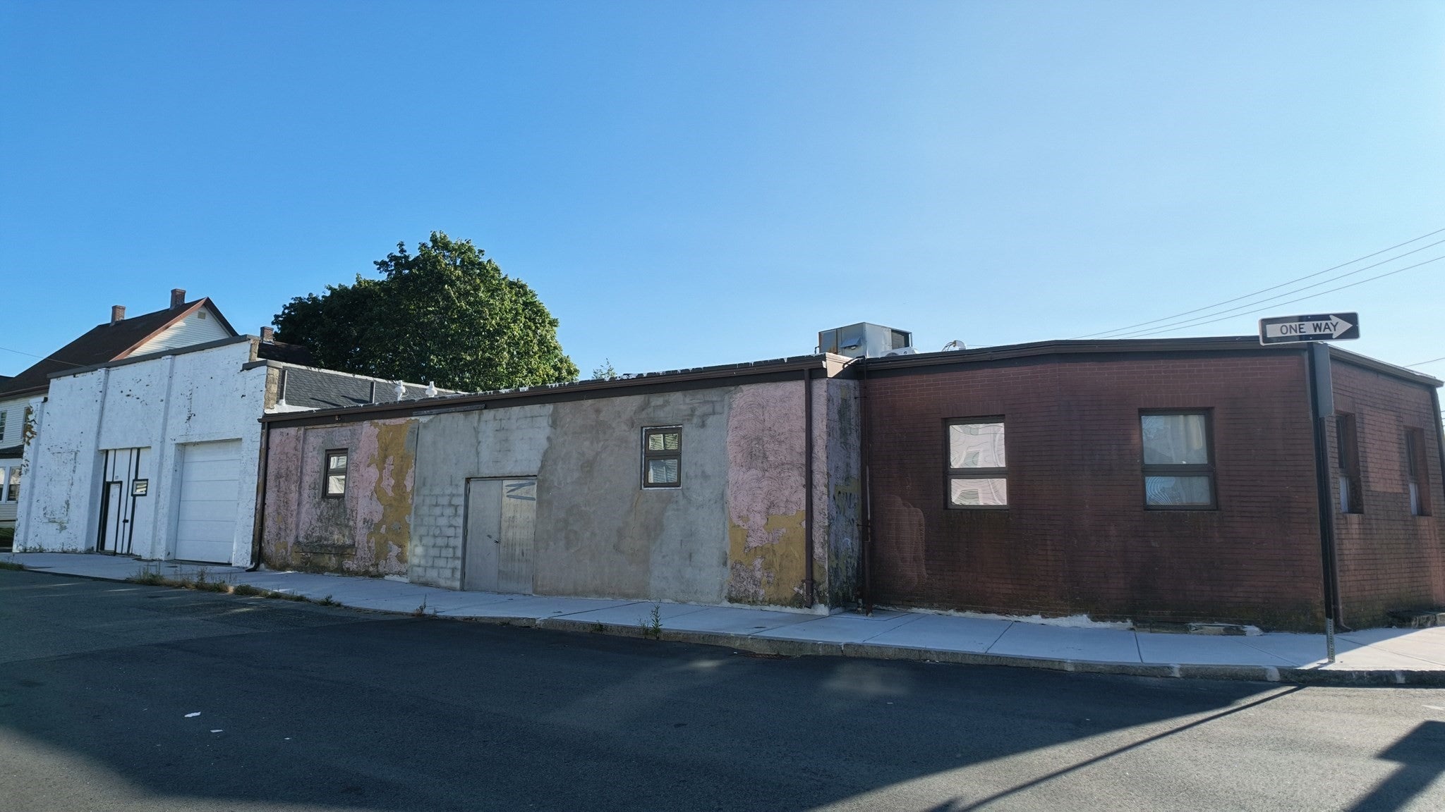42-52 Federal Ave