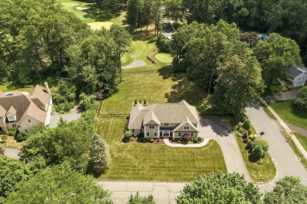 7 Twin Hills Dr