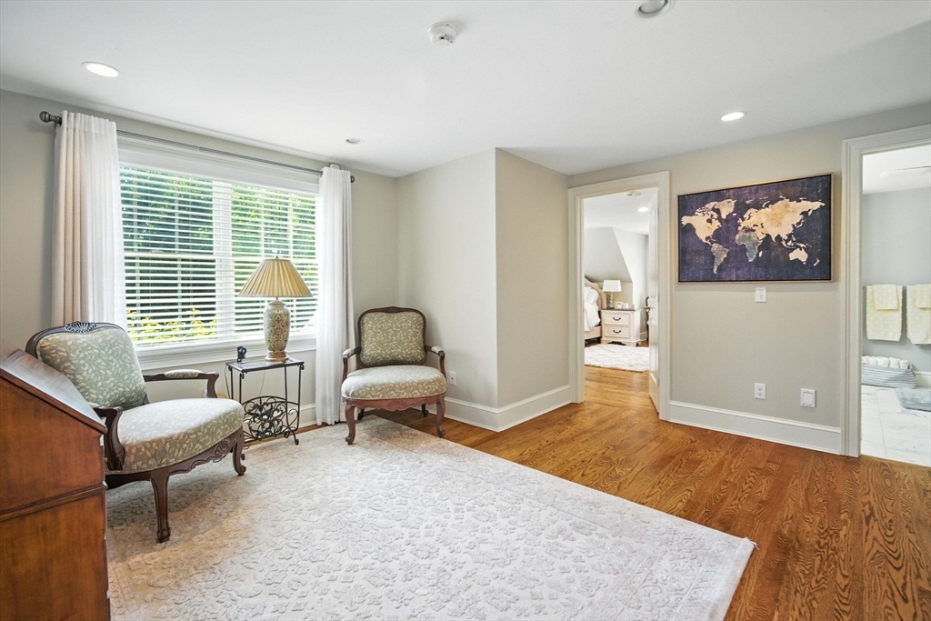 Longmeadow, Massachusetts 01106, United States, 4 Bedrooms Bedrooms, ,4 BathroomsBathrooms,Residential,Active,161495